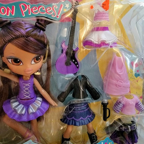 Rare Yasmin BRATZ KiDZ Concert Snap-On Fashion NIB packaging damaged - Picture 16 of 16